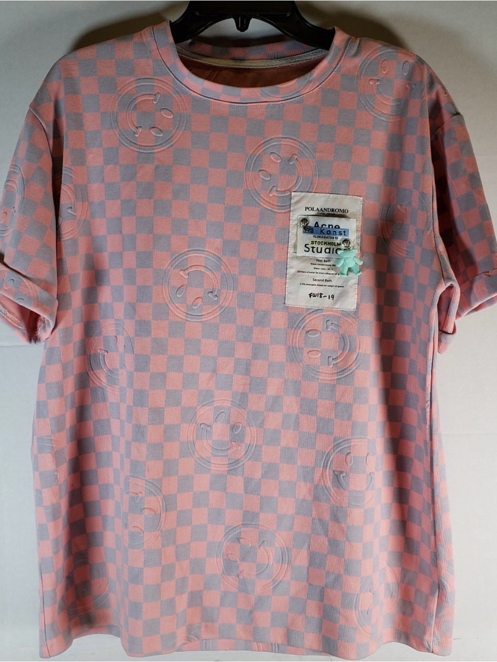 Acne Studios Pola Andromo FW18-19 Men Short Sleeve Designer T-Shirt in Pink